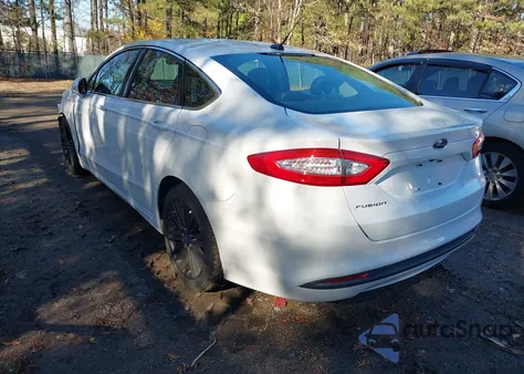 2014 Ford Fusion Se z USA, uszkodzony, nr VIN 3FA6P0HDXER372004